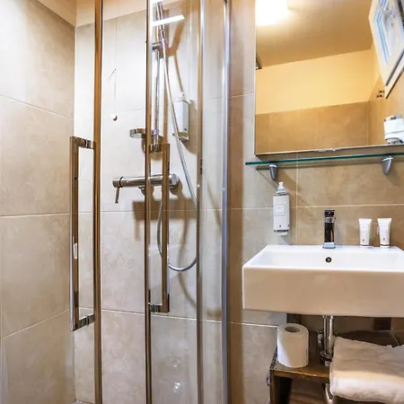Hotel Helvetia-2